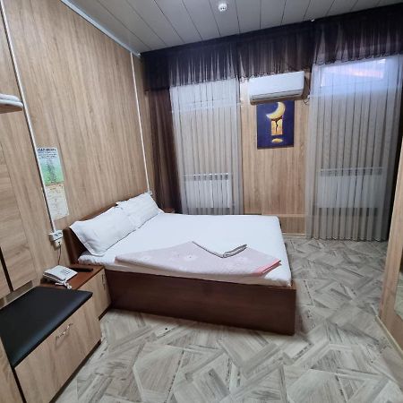 Hotel Bal-Meyir Almaty Exterior foto