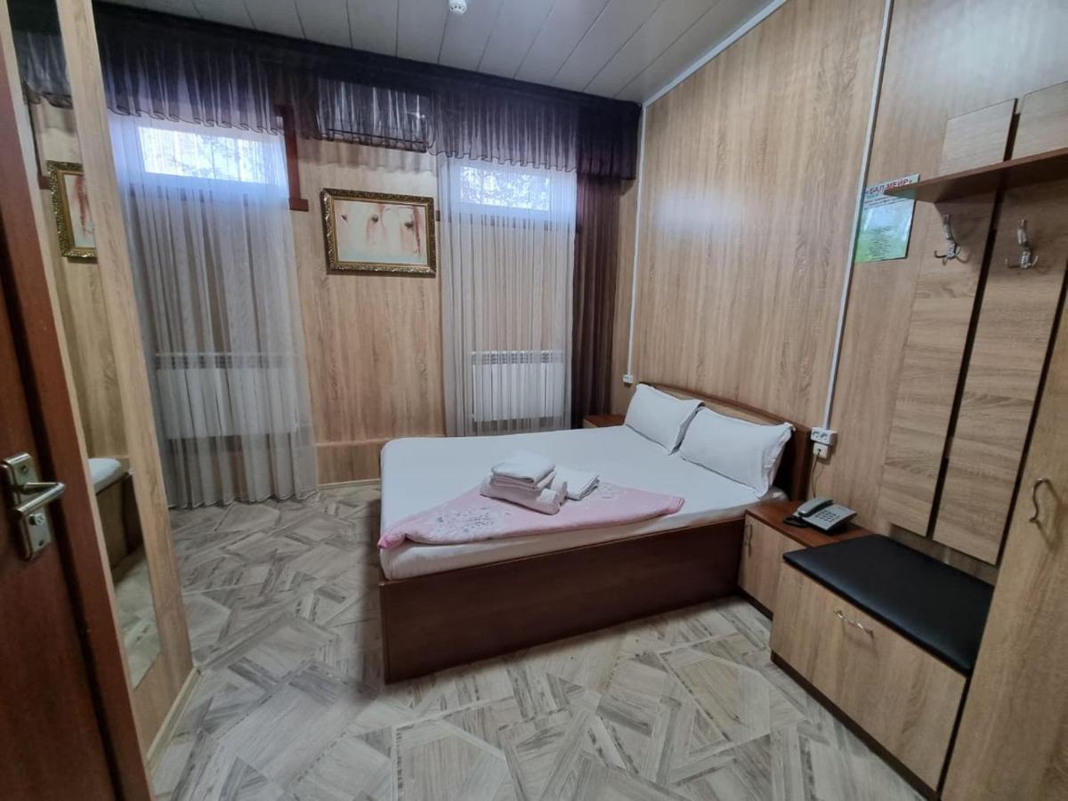 Hotel Bal-Meyir Almaty Exterior foto